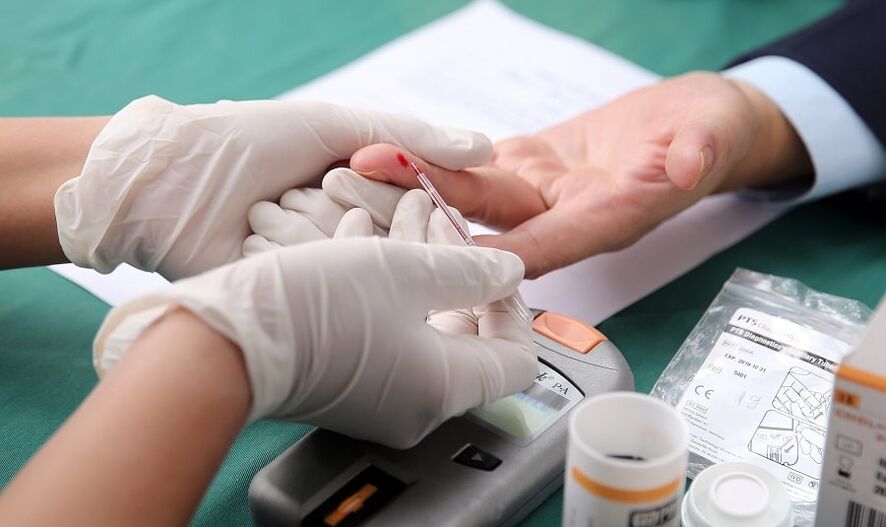 Cu diabet, este necesar un control constant al nivelului de glucoză din sânge
